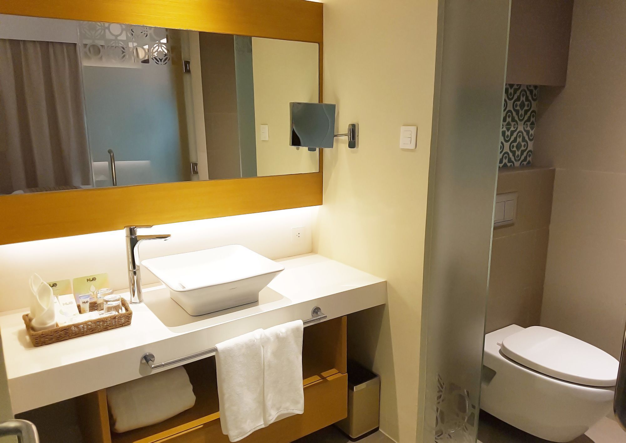 Hue Hotels And Resorts Boracay Managed By Hii Manoc-Manoc Exterior photo